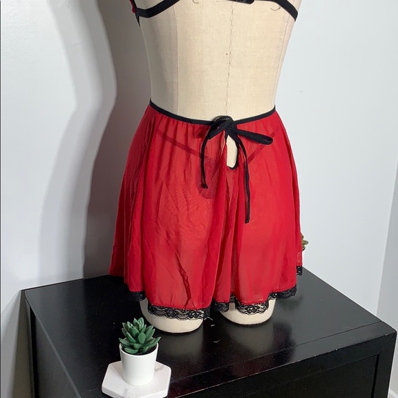 Mrs. Clause Lingerie Set - Picture 8 of 9